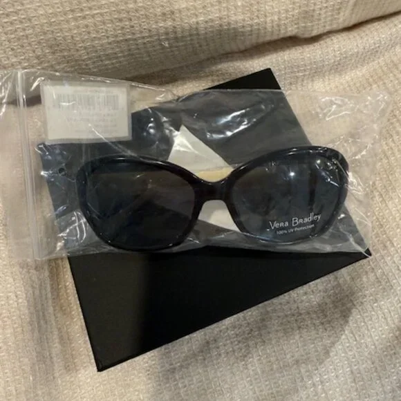 New-Unworn VERA BRADLEY 56mm Round Sunglasses -Floral - Picture 11 of 11